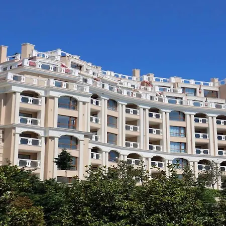 La Flat 9 Parking And Access Apartment *
